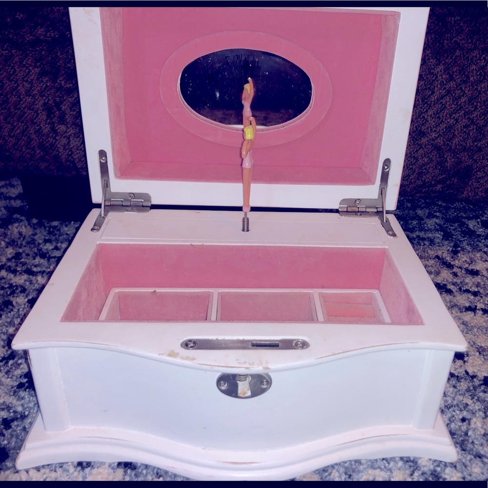 Vintage Jewelry Box (still plays music and works amazingly)